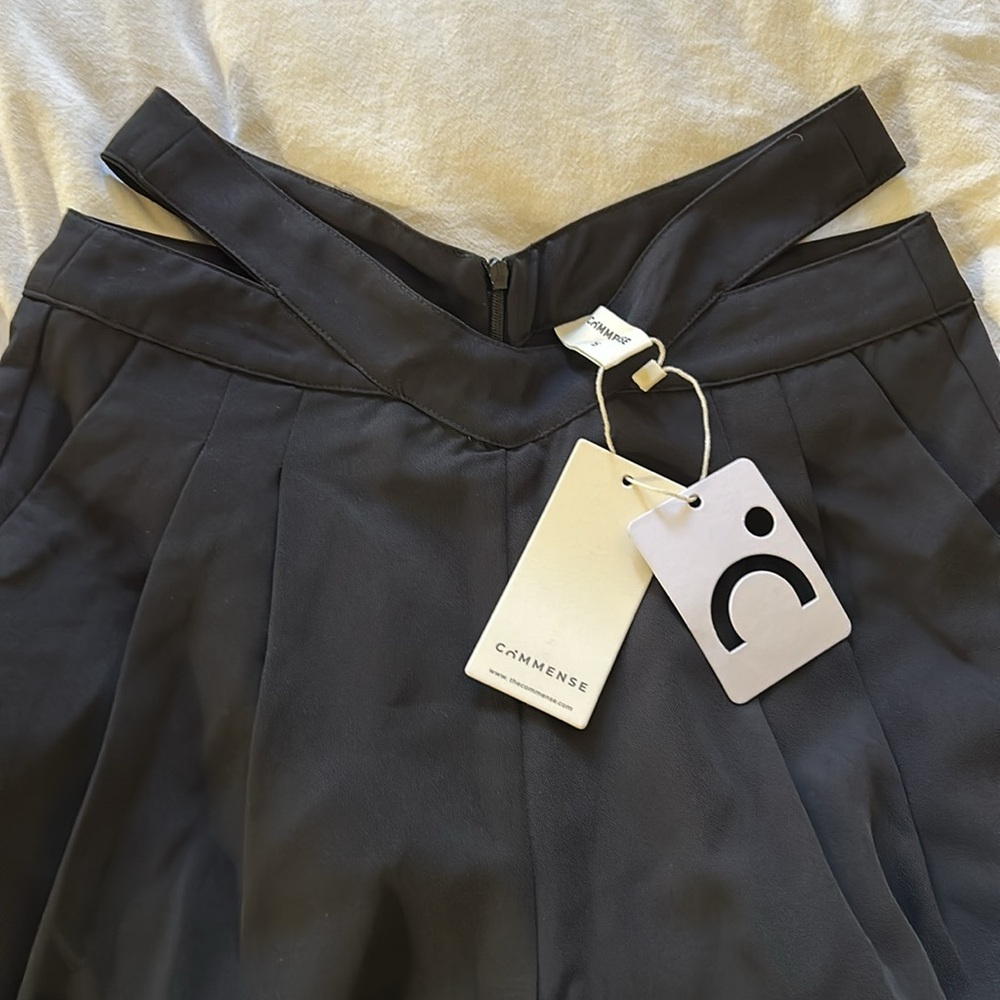 COMMENSE 
High waisted trousers dress pants wide leg black 
Size XS
NWT